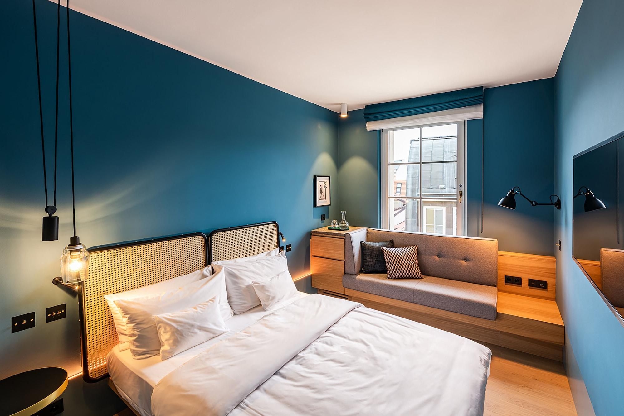 Maximilian Hotel Прага Экстерьер фото