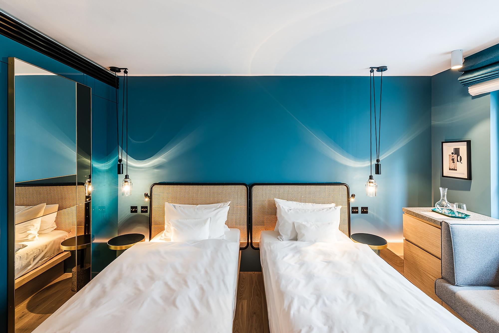 Maximilian Hotel Прага Экстерьер фото